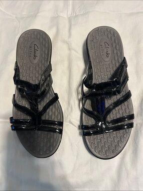 Clarks Privo Black Patent Strappy Slide Sandals